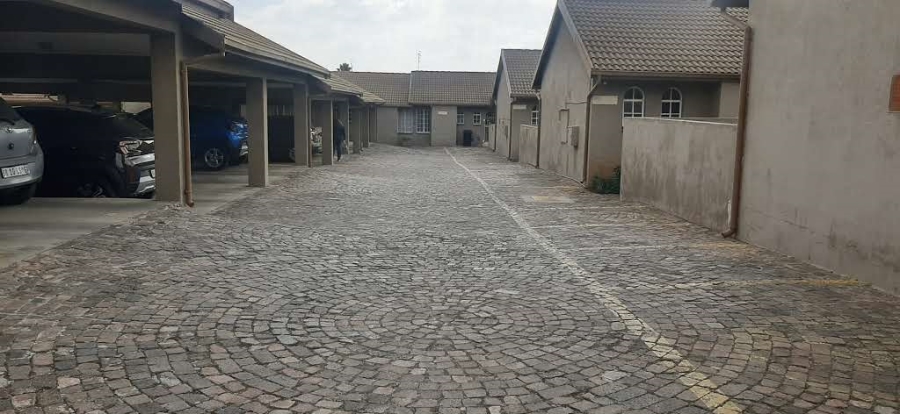 2 Bedroom Property for Sale in Norkem Park Gauteng