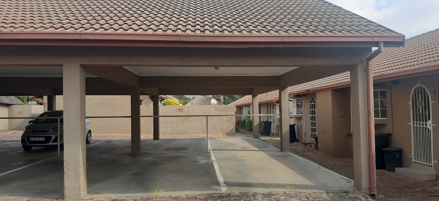 2 Bedroom Property for Sale in Birchleigh Gauteng