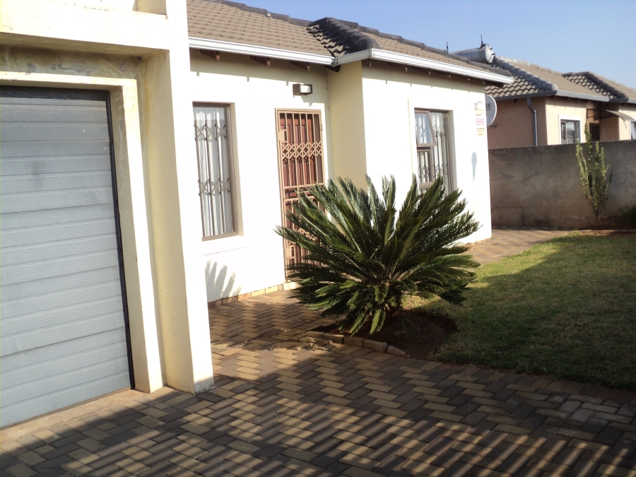 3 Bedroom Property for Sale in Crystal Park Gauteng