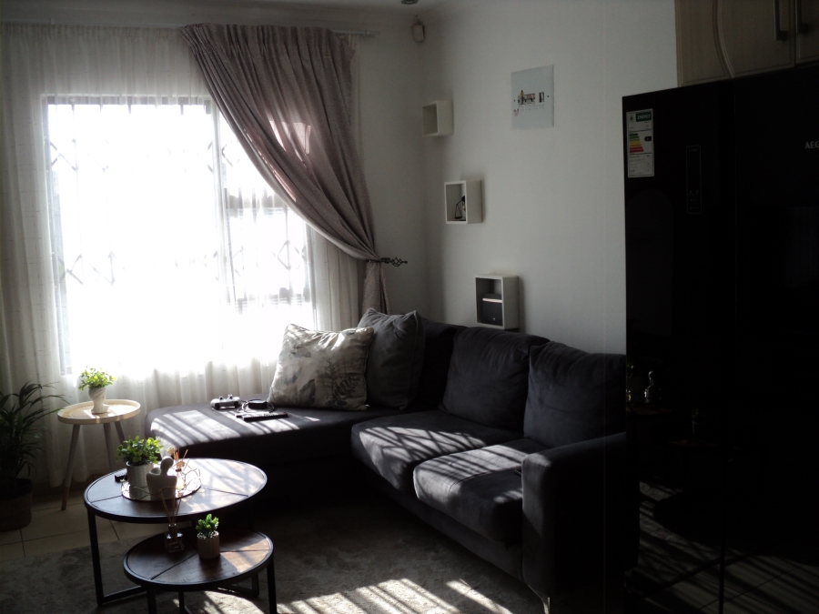 3 Bedroom Property for Sale in Crystal Park Gauteng