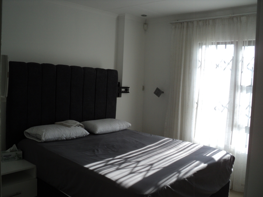3 Bedroom Property for Sale in Crystal Park Gauteng