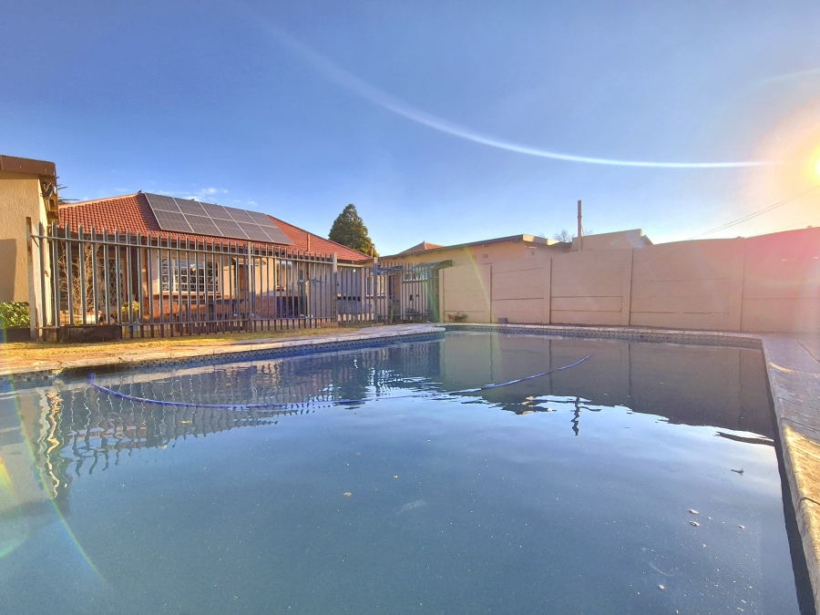 3 Bedroom Property for Sale in Brenthurst Gauteng