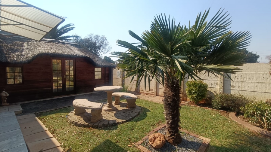 3 Bedroom Property for Sale in Golf Park Gauteng