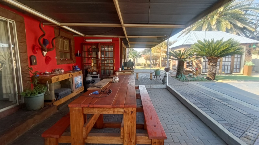 3 Bedroom Property for Sale in Golf Park Gauteng