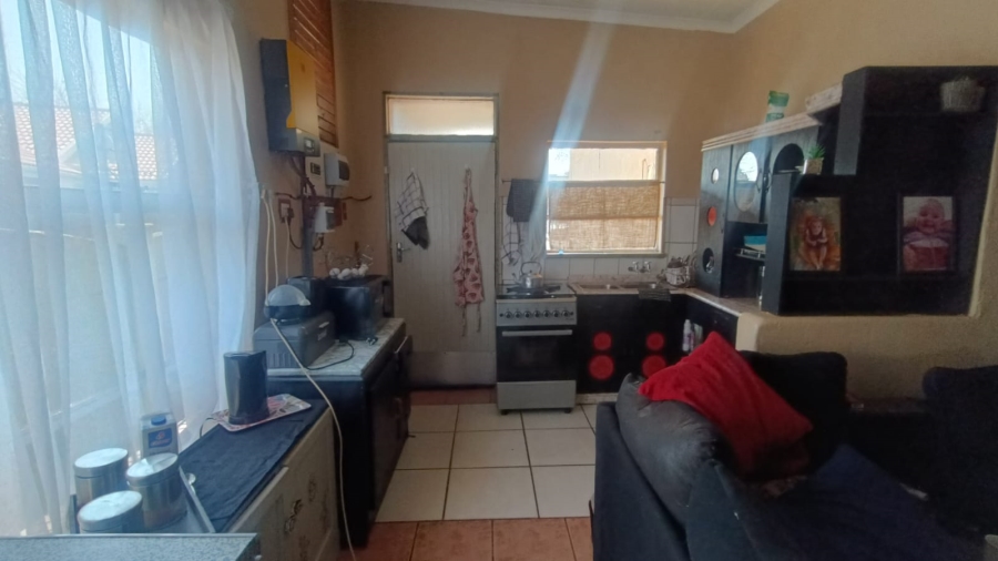 3 Bedroom Property for Sale in Golf Park Gauteng