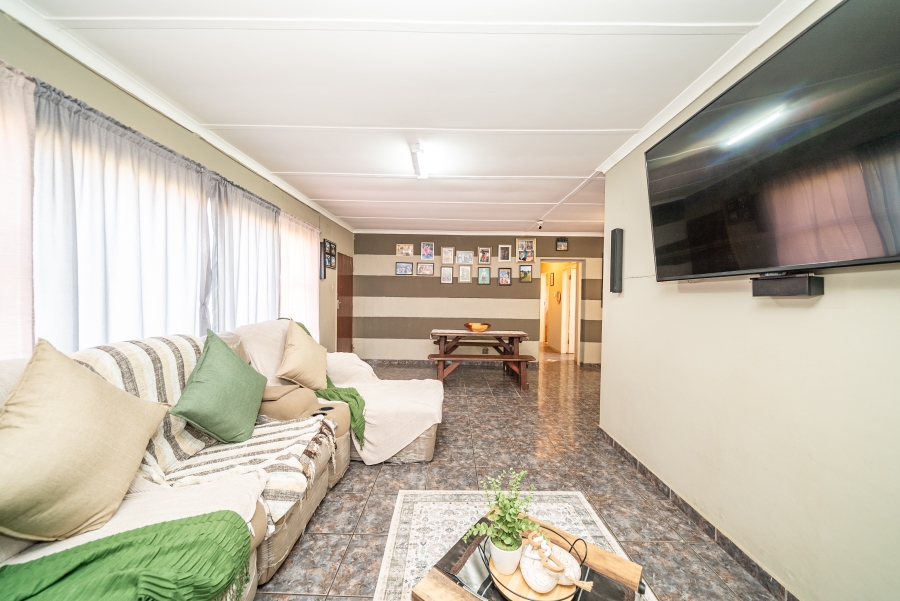 3 Bedroom Property for Sale in Minnebron Gauteng