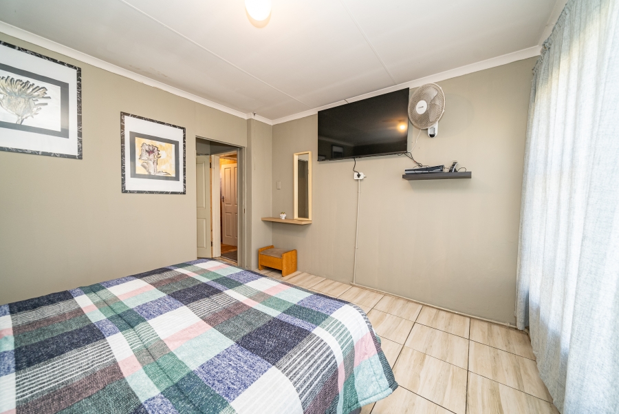 3 Bedroom Property for Sale in Minnebron Gauteng