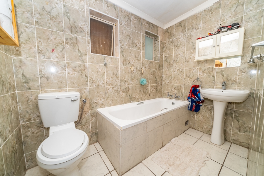 3 Bedroom Property for Sale in Minnebron Gauteng