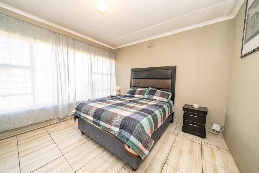 3 Bedroom Property for Sale in Minnebron Gauteng