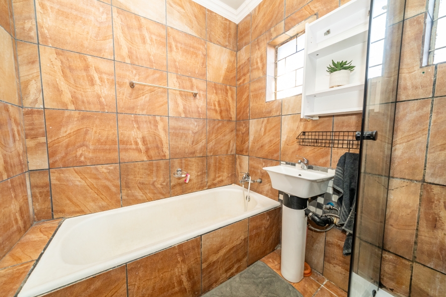 3 Bedroom Property for Sale in Minnebron Gauteng