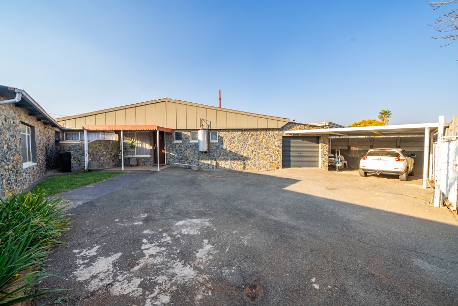 3 Bedroom Property for Sale in Minnebron Gauteng