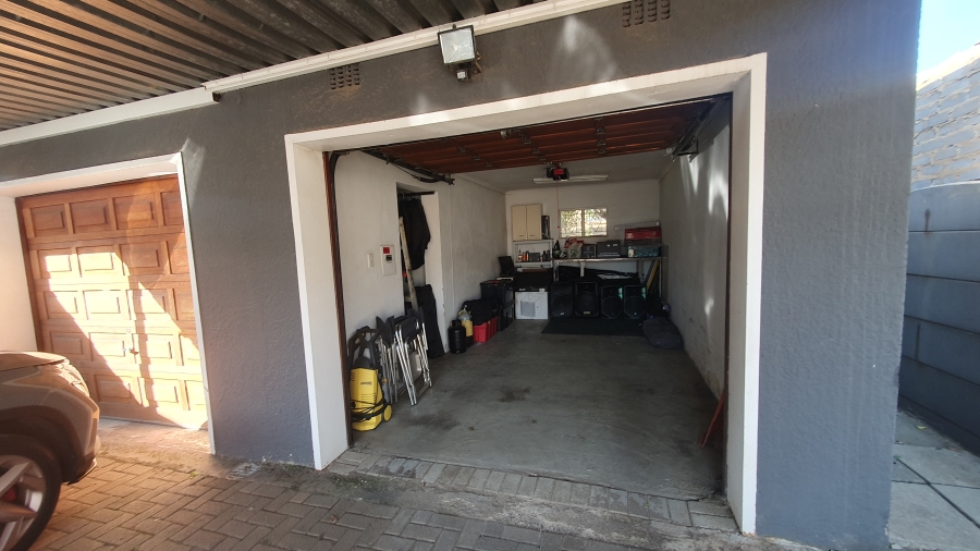 3 Bedroom Property for Sale in Randhart Gauteng