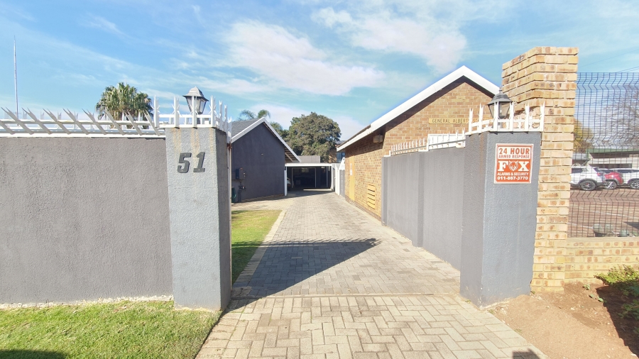 3 Bedroom Property for Sale in Randhart Gauteng