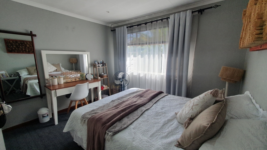 2 Bedroom Property for Sale in Verwoerdpark Gauteng