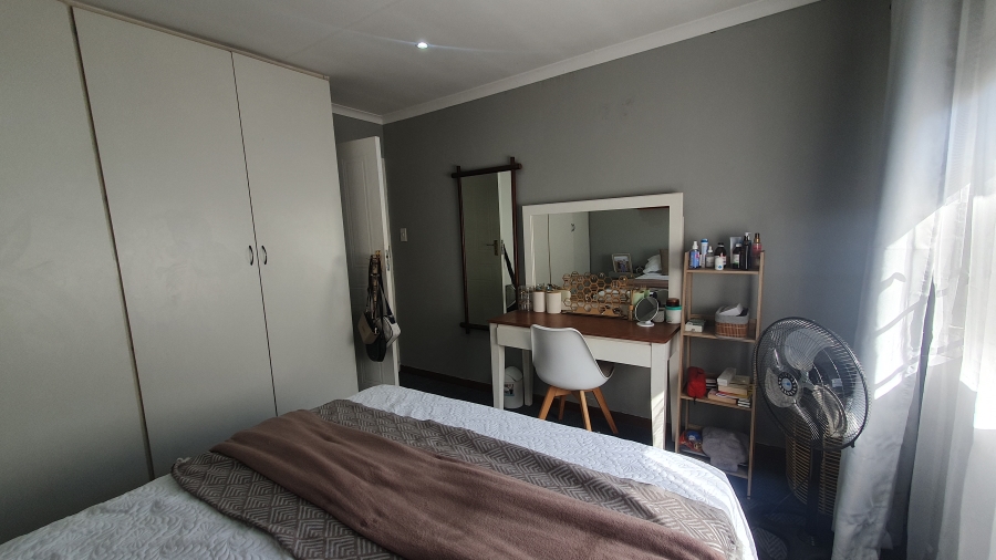 2 Bedroom Property for Sale in Verwoerdpark Gauteng