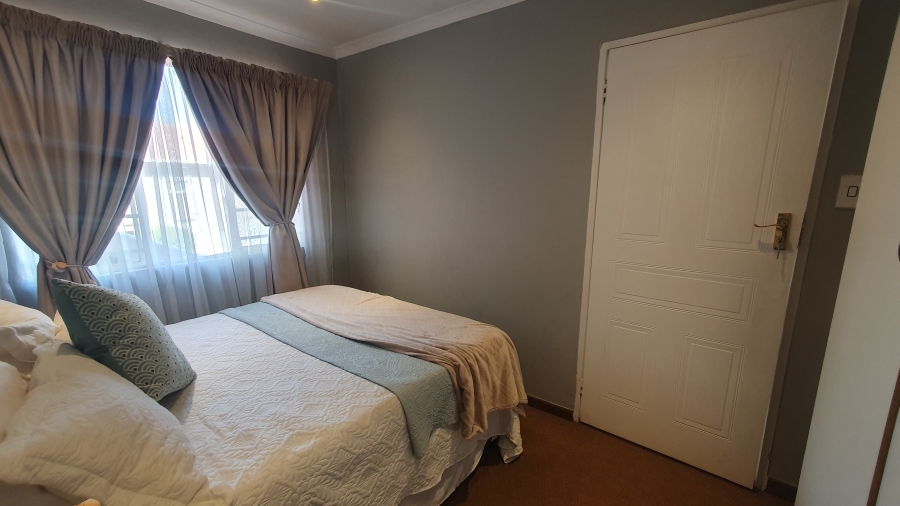 2 Bedroom Property for Sale in Verwoerdpark Gauteng