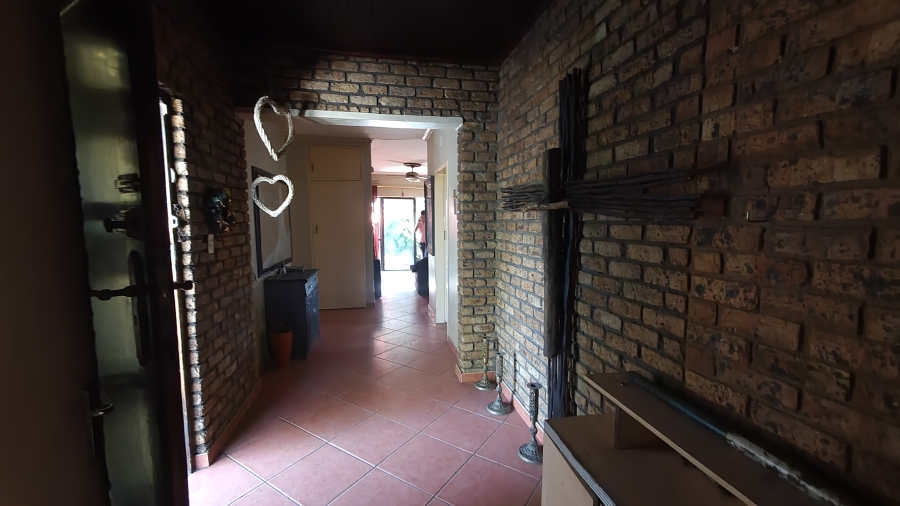 3 Bedroom Property for Sale in Raceview Gauteng