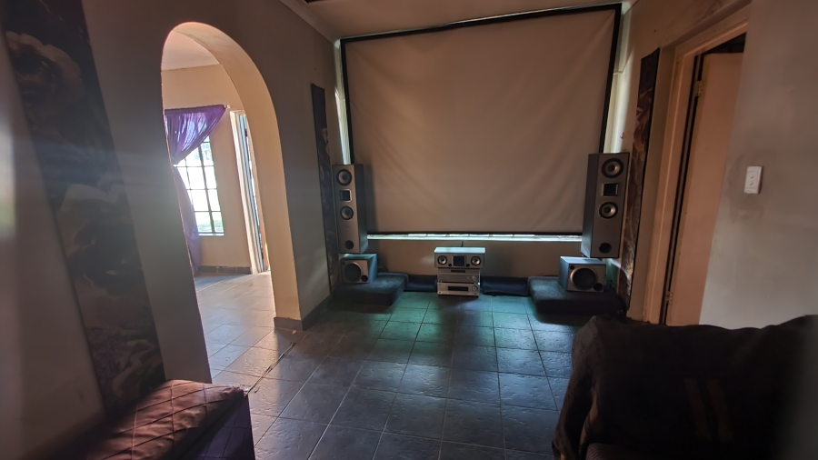 3 Bedroom Property for Sale in Raceview Gauteng