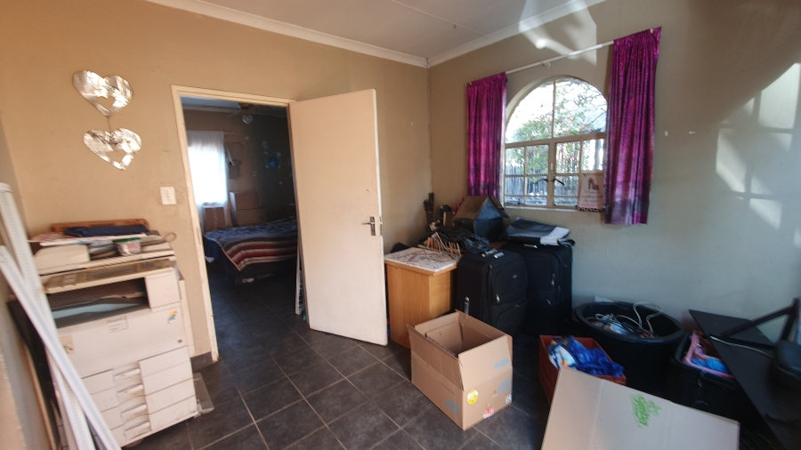 3 Bedroom Property for Sale in Raceview Gauteng