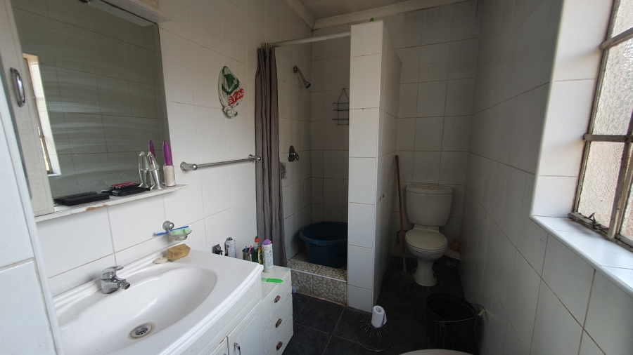 3 Bedroom Property for Sale in Raceview Gauteng