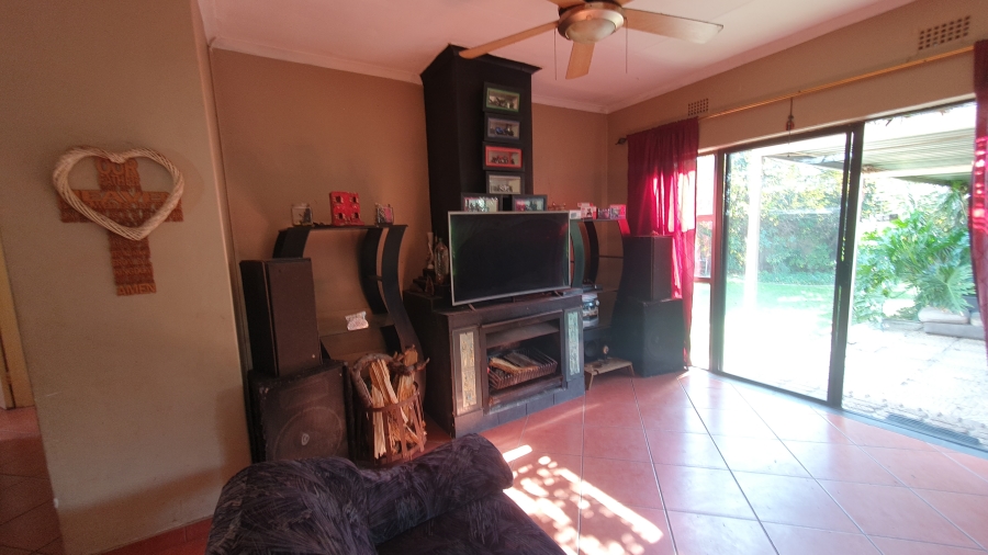 3 Bedroom Property for Sale in Raceview Gauteng