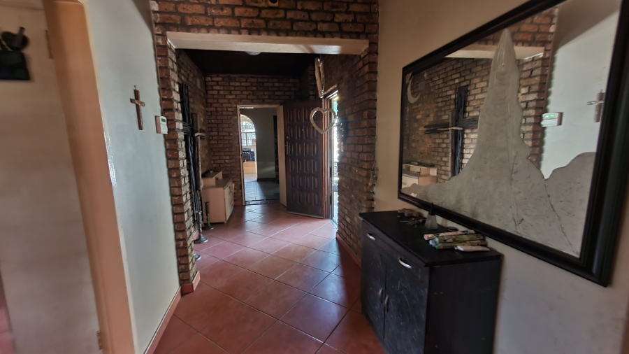 3 Bedroom Property for Sale in Raceview Gauteng