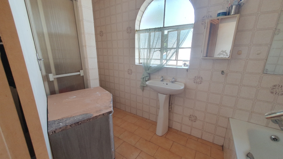 3 Bedroom Property for Sale in Raceview Gauteng