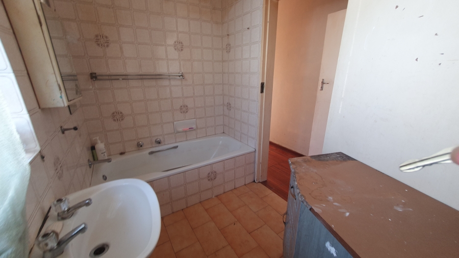 3 Bedroom Property for Sale in Raceview Gauteng