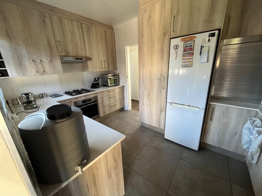 3 Bedroom Property for Sale in Verwoerdpark Gauteng