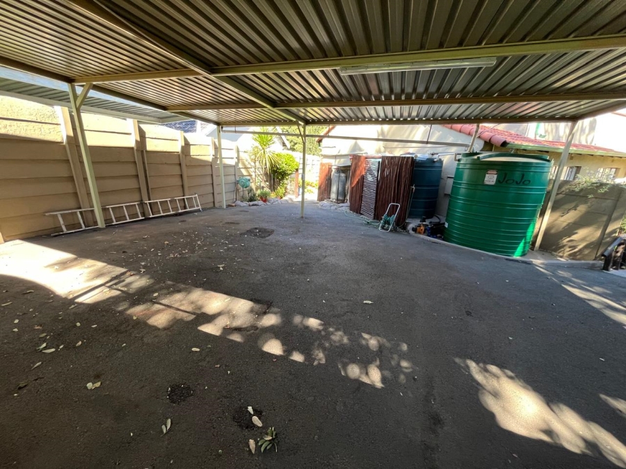 3 Bedroom Property for Sale in Verwoerdpark Gauteng