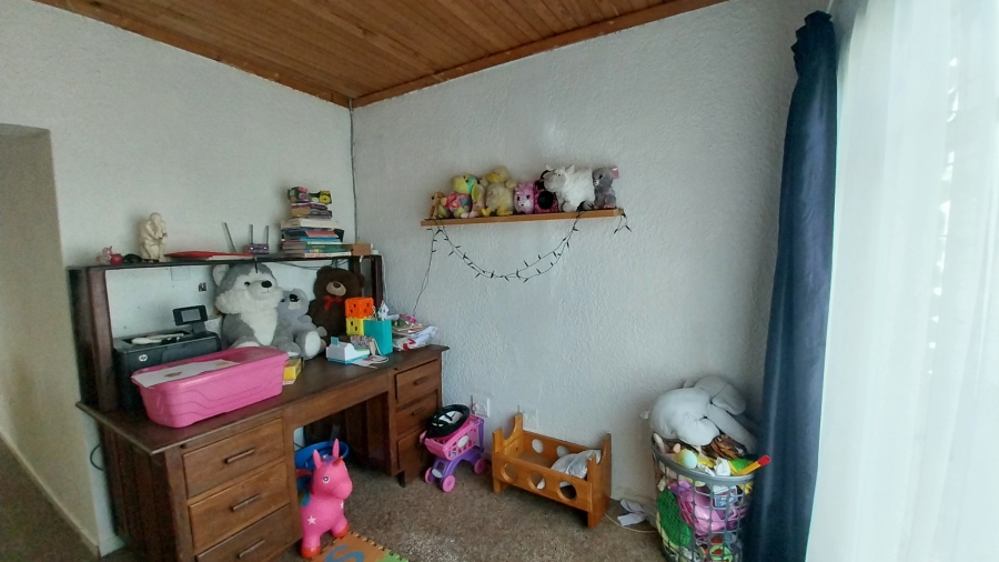 3 Bedroom Property for Sale in Brackendowns Gauteng