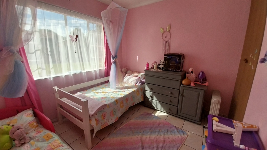3 Bedroom Property for Sale in Brackendowns Gauteng