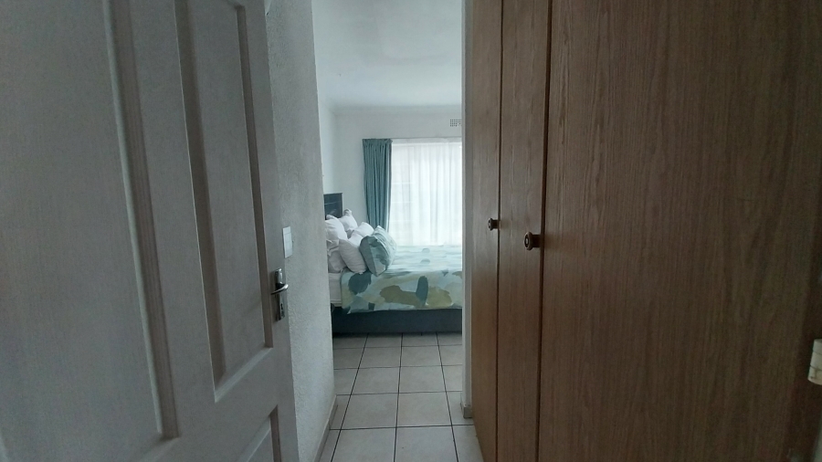 3 Bedroom Property for Sale in Brackendowns Gauteng