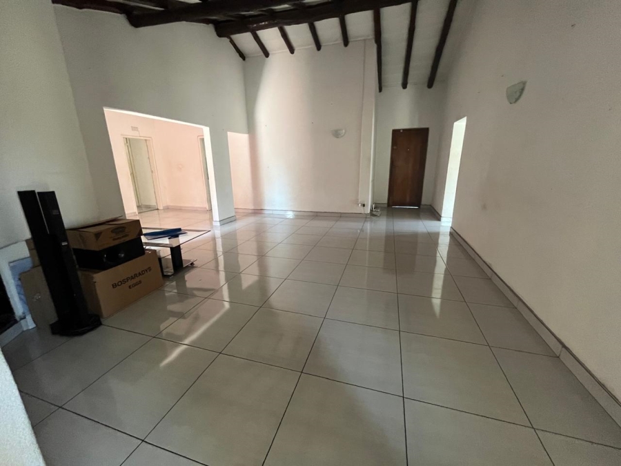4 Bedroom Property for Sale in Verwoerdpark Gauteng