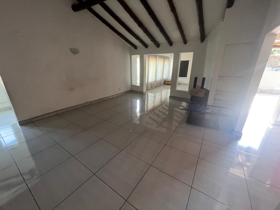 4 Bedroom Property for Sale in Verwoerdpark Gauteng