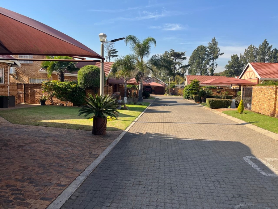 3 Bedroom Property for Sale in New Market Gauteng