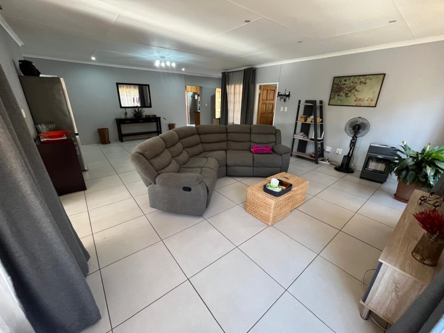 3 Bedroom Property for Sale in New Market Gauteng