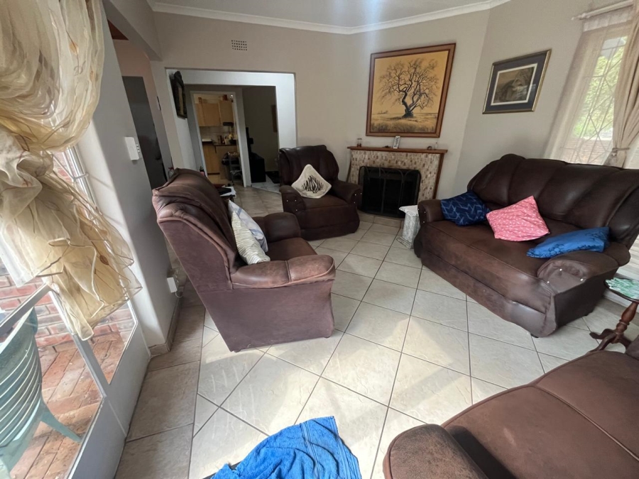 3 Bedroom Property for Sale in Brackendowns Gauteng