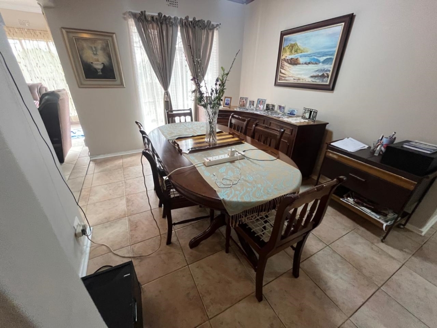 3 Bedroom Property for Sale in Brackendowns Gauteng