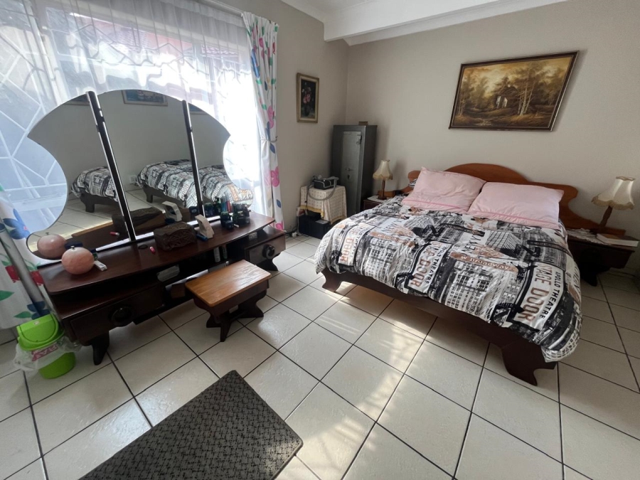 3 Bedroom Property for Sale in Brackendowns Gauteng