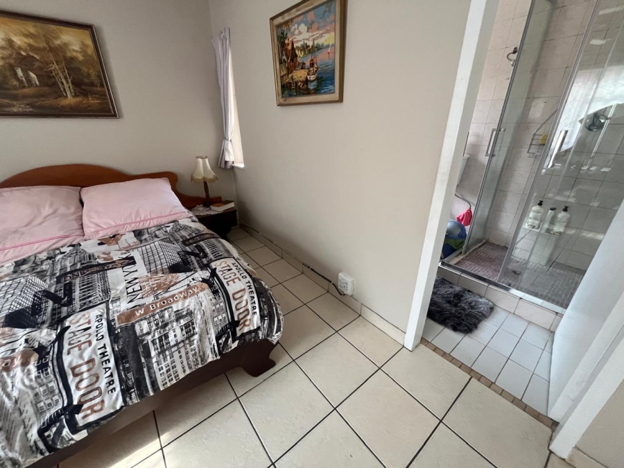 3 Bedroom Property for Sale in Brackendowns Gauteng