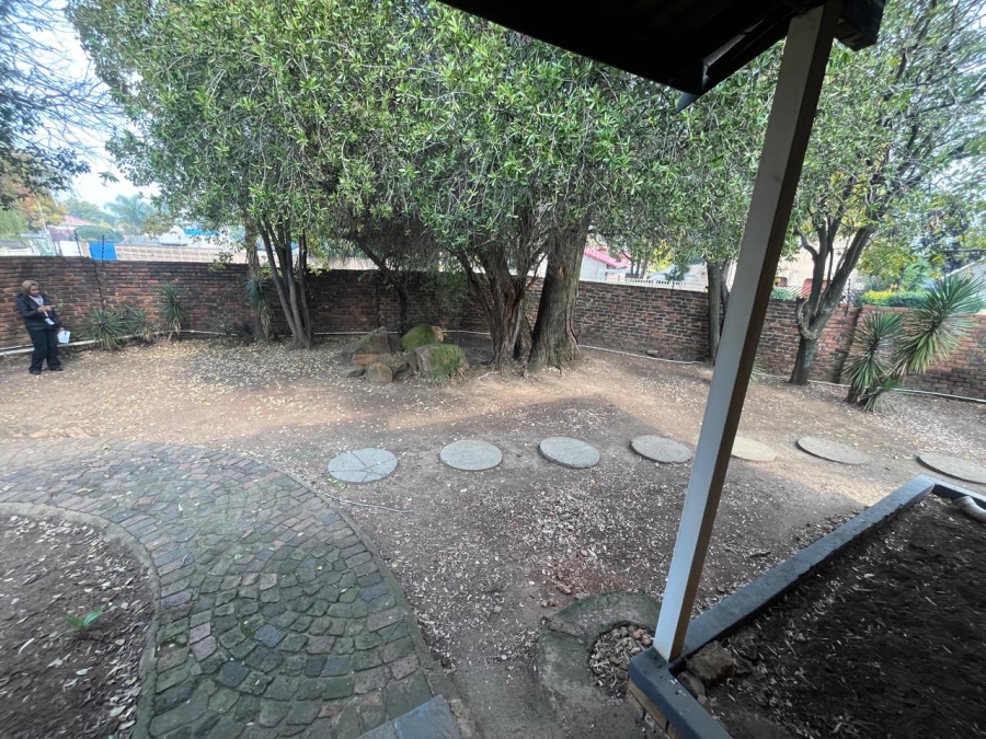 3 Bedroom Property for Sale in Brackendowns Gauteng