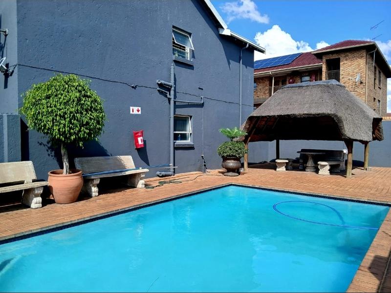 3 Bedroom Property for Sale in New Redruth Gauteng