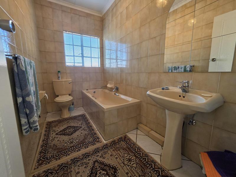 3 Bedroom Property for Sale in New Redruth Gauteng