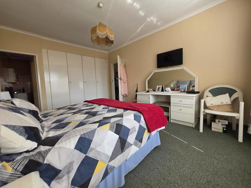 3 Bedroom Property for Sale in New Redruth Gauteng