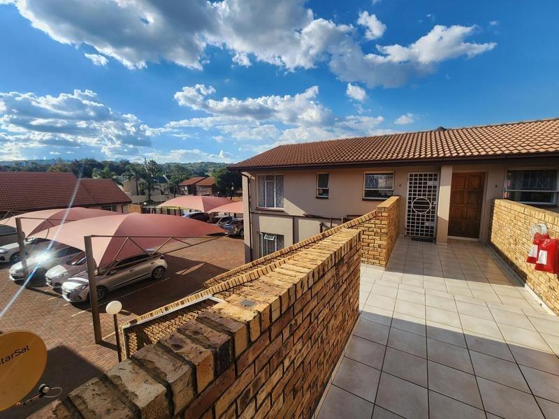 2 Bedroom Property for Sale in New Redruth Gauteng