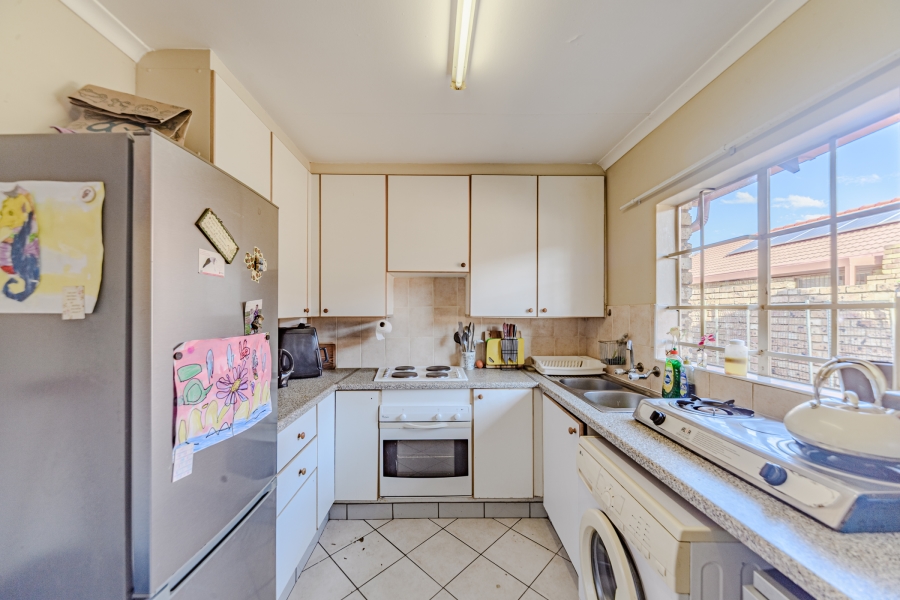 2 Bedroom Property for Sale in Elardus Park Gauteng