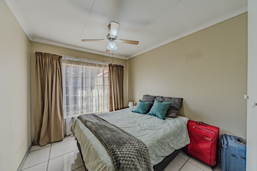 2 Bedroom Property for Sale in Elardus Park Gauteng