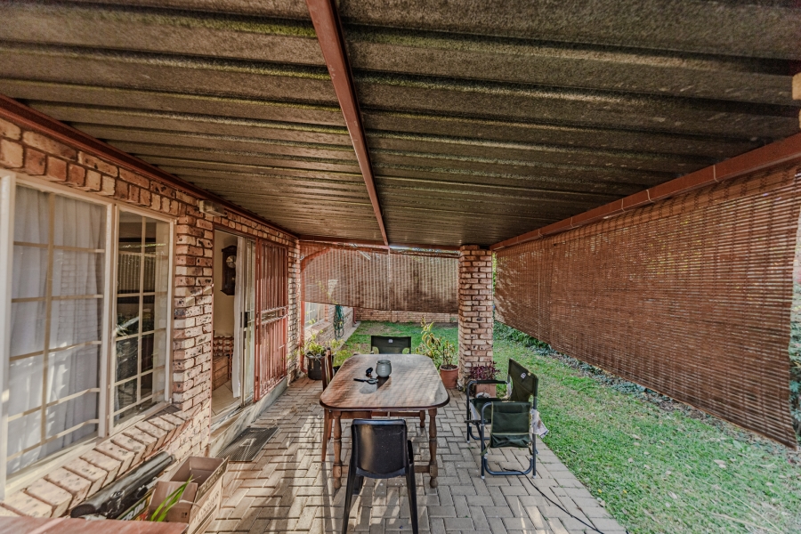 2 Bedroom Property for Sale in Elardus Park Gauteng