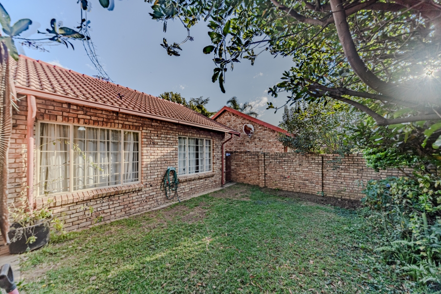 2 Bedroom Property for Sale in Elardus Park Gauteng